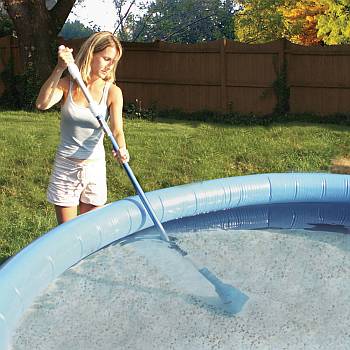 Aqua Broom Vac in Intex Pool